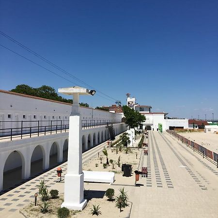 Hostel Cazino Sud مامايا المظهر الخارجي الصورة