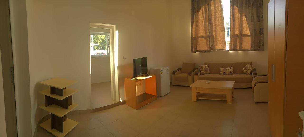Hostel Cazino Sud مامايا المظهر الخارجي الصورة